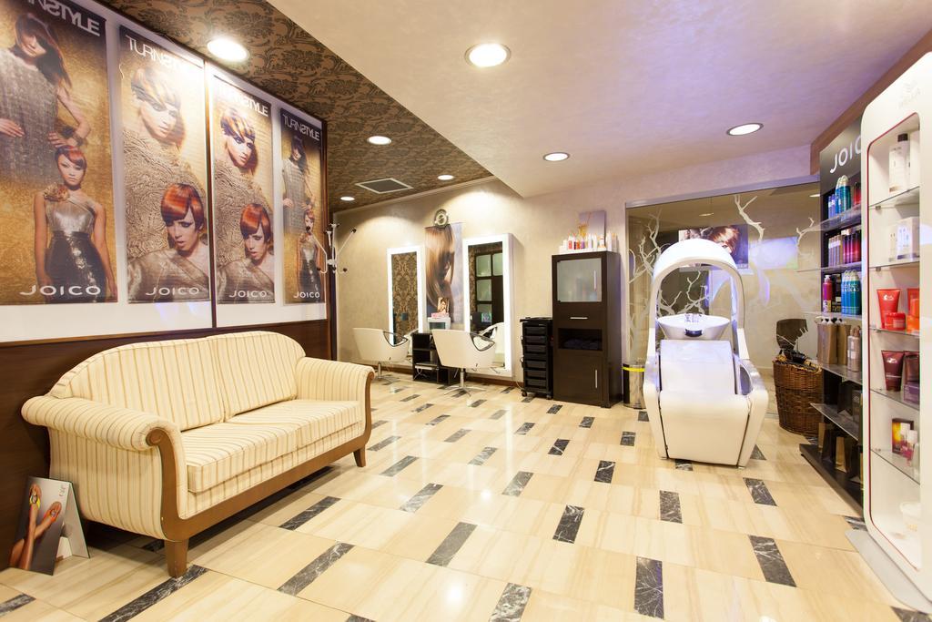 Metropolis Hotel Bistriţa Buitenkant foto